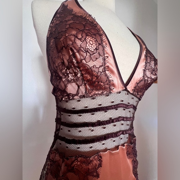 LA PERLA lace Peekaboo booty exquisite stunning gown. Size 2 NWOT - Picture 4 of 12